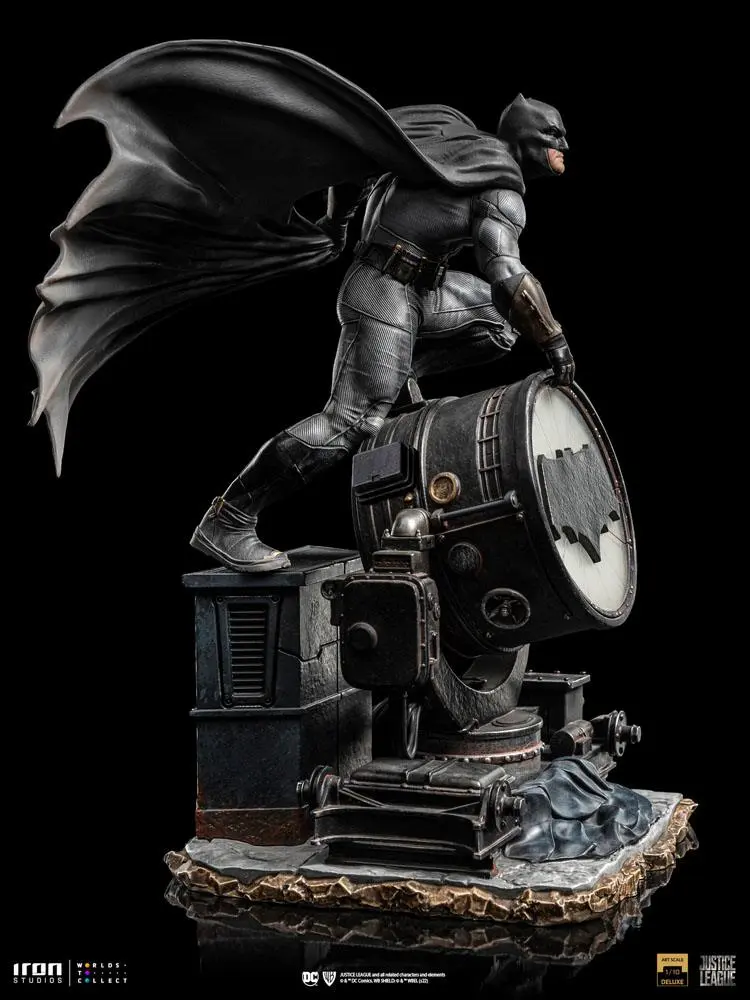 Zack Snyder's Justice League Deluxe Art Scale Socha 1/10 Batman na Batsignale 28 cm produktová fotografia