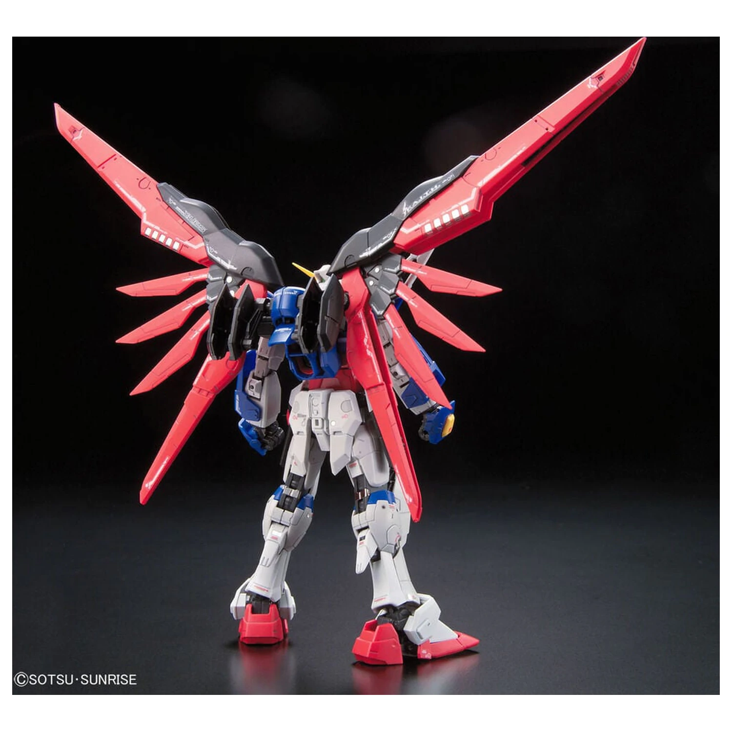 ZGMF-X42S Destiny Gundam modelová stavebnica RG 1/144 produktová fotografia