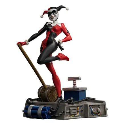 Batman The Animated Series Art Scale Statue 1/10 Harley Quinn 20 cm termékfotója