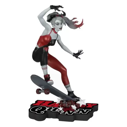 DC Direct Harley Quinn: Red, White &amp; Black Statue 1/10 Harley Quinn od Ivana Taa 20 cm termékfotója