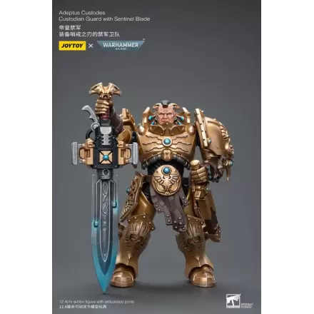 Warhammer 40k Akčná figúrka 1/18 Adeptus Custodes Custodian Guard with Sentinel Blade produktová fotografia